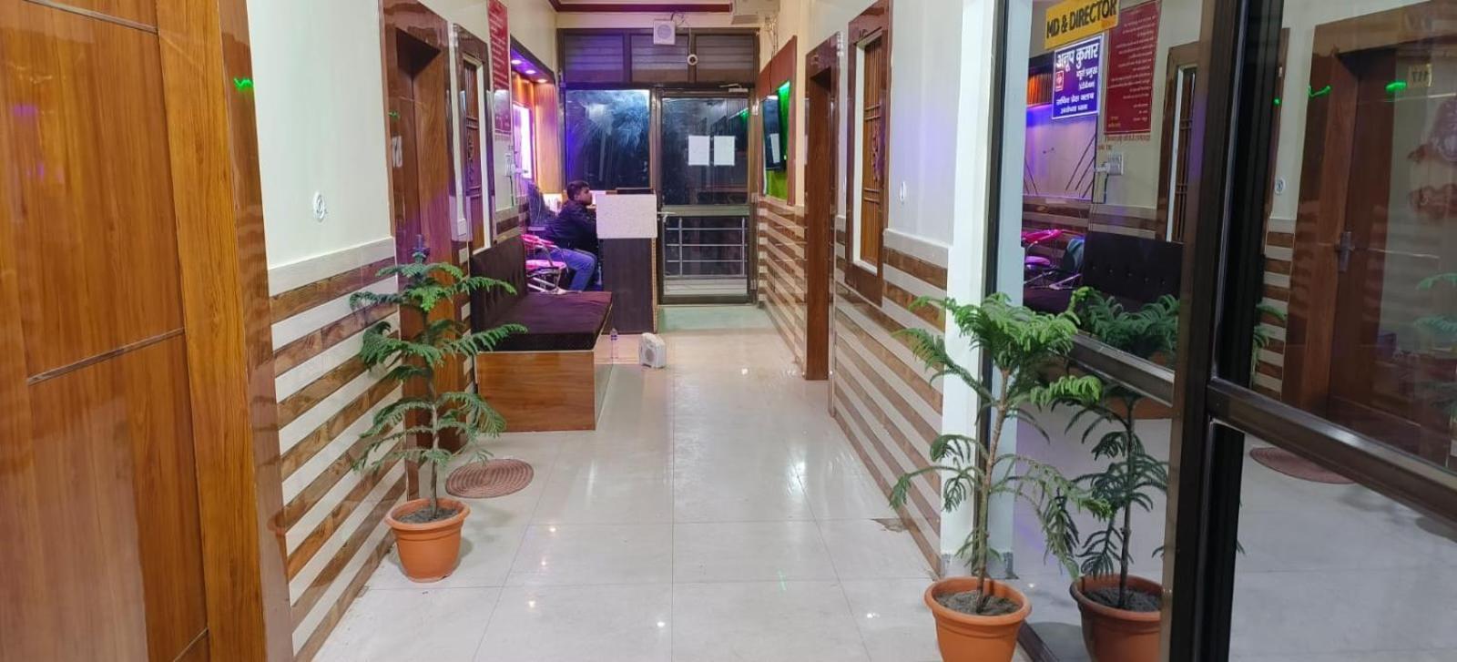 Hotel Shri Ram Bhavan Ayodhya Luaran gambar